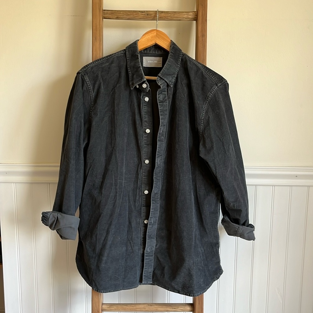 Everlane dark grey/black corduroy long sleeve button down